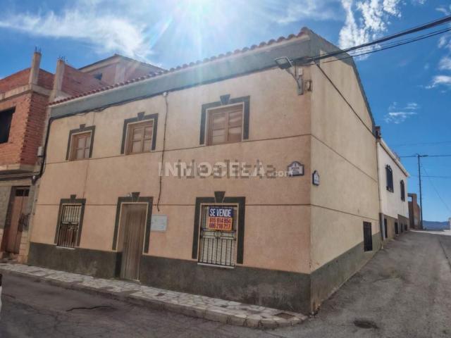 Casa rústica, Caniles