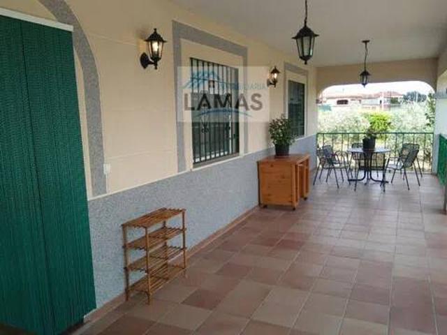 Casa rústica / Caserío en Venta en Talayuela
