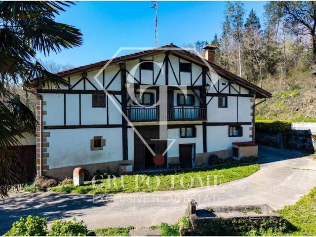 Casa rústica / Caserío en Venta en Usurbil