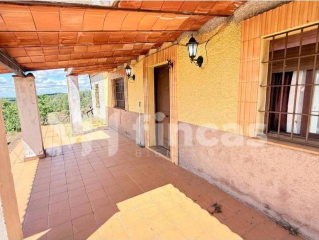 Casa rústica / Caserío en Venta en Valverde del Camino