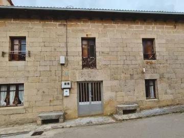 Casa rústica / Caserío en Venta en Valderredible