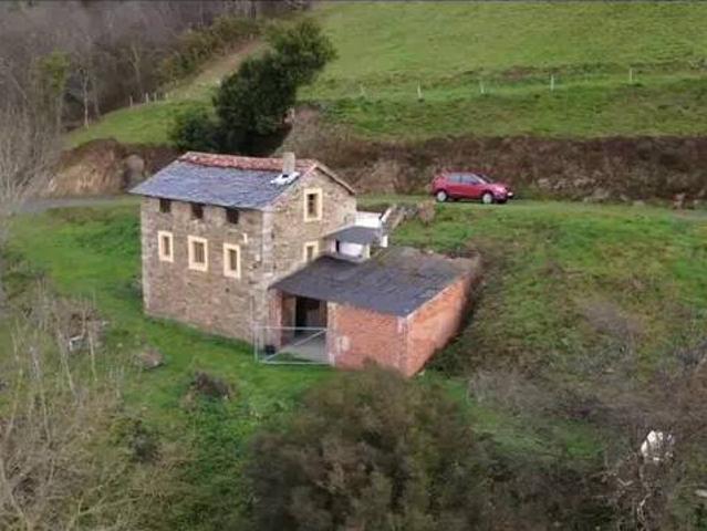 Casa rústica / Caserío en Venta en Valdés