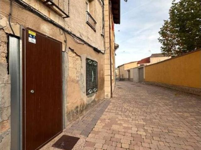 Casa rústica / Caserío en Venta en Valoria La Buena