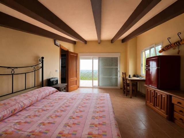 Casa rústica / Caserío en Venta en Villanueva de Castellón