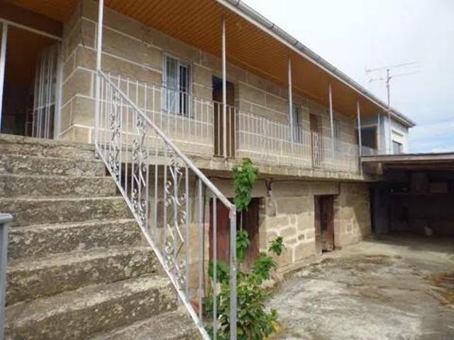 Casa rústica / Caserío en Venta en A Bola