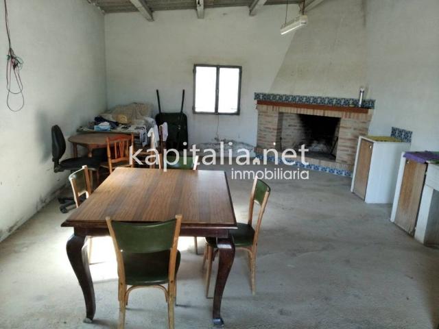 Casa rústica / Caserío en Venta en Agullent