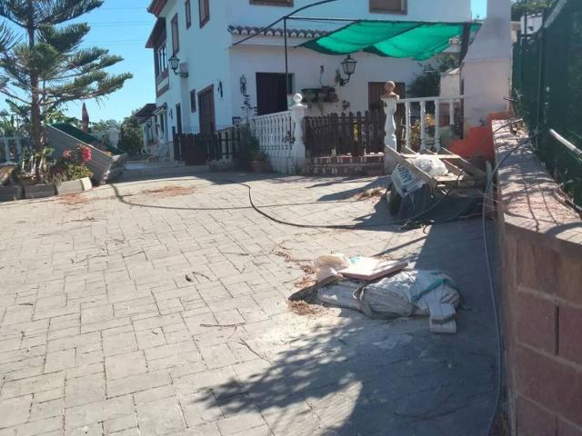 Casa rústica / Caserío en Venta en Álora
