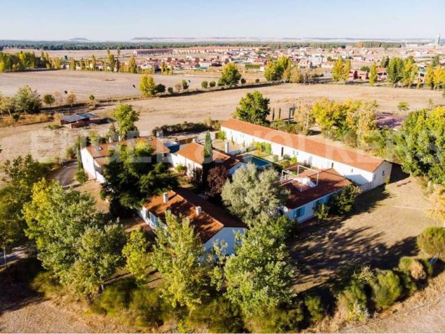 Casa rústica / Caserío en Venta en Aldeamayor de San Martín