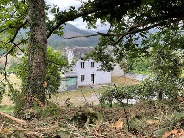 Casa rústica / Caserío en Venta en Alfoz