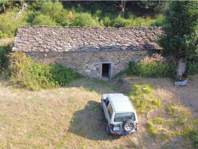Casa rústica / Caserío en Venta en Aller