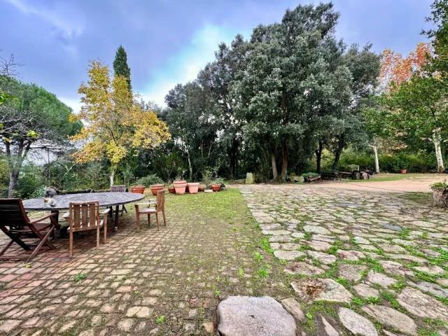 Casa rústica / Caserío en Venta en Anglès