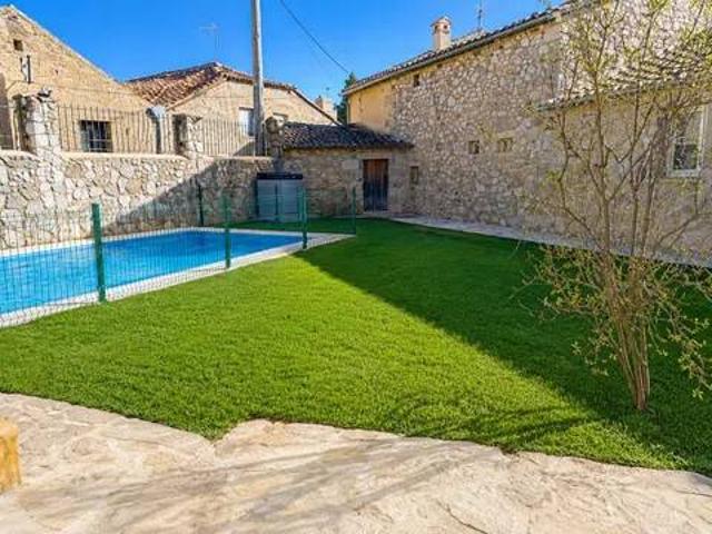 Casa rústica / Caserío en Venta en Arahuetes