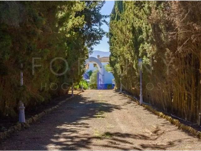 Casa rústica / Caserío en Venta en Archidona