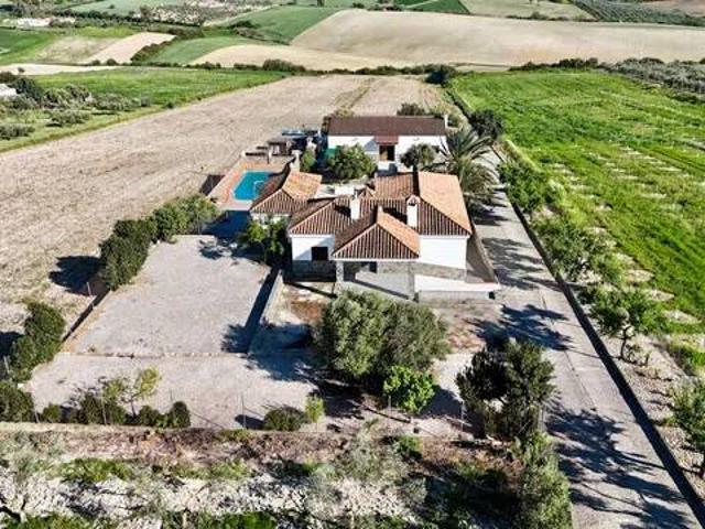 Casa rústica / Caserío en Venta en Arcos de la Frontera
