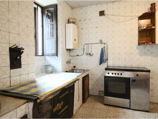 Casa rústica / Caserío en Venta en Arganza