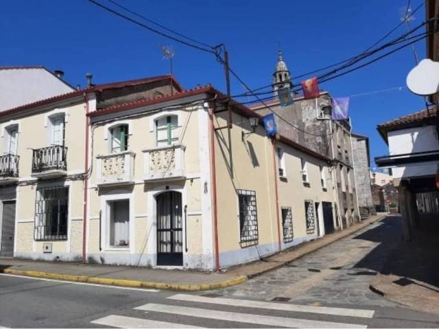 Casa rústica / Caserío en Venta en Arzúa