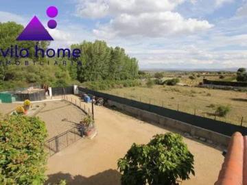 Casa rústica / Caserío en Venta en Ávila