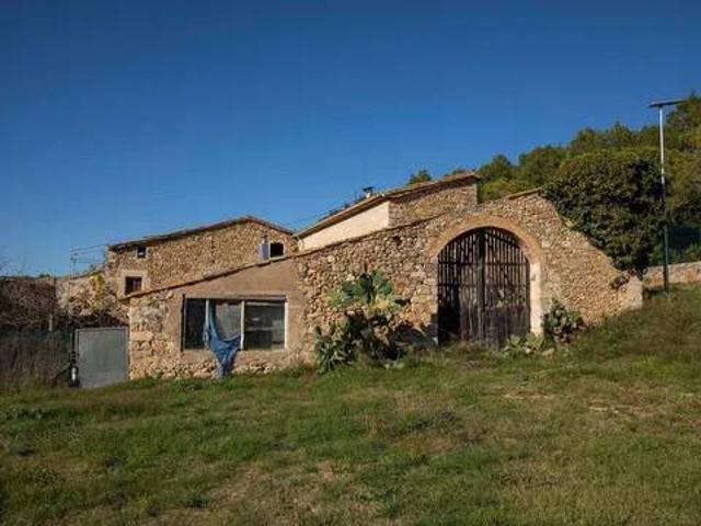 Casa rústica / Caserío en Venta en Banyoles