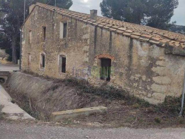 Casa rústica / Caserío en Venta en Benassal
