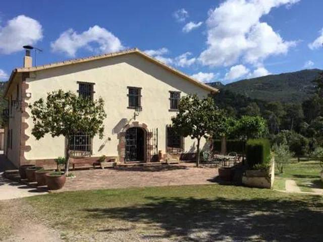 Casa rústica / Caserío en Venta en Bigues i Riells