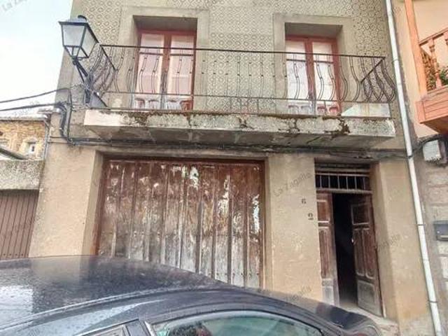 Casa rústica / Caserío en Venta en Bohoyo