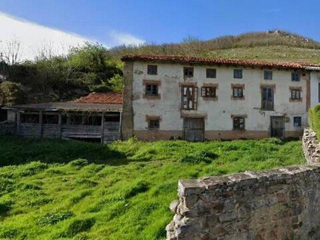 Casa rústica / Caserío en Venta en Campoo de Enmedio