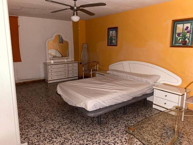 Casa rústica / Caserío en Venta en Calamocha