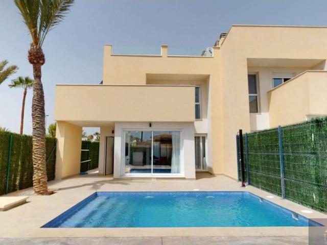 Casa rústica / Caserío en Venta en Cartagena