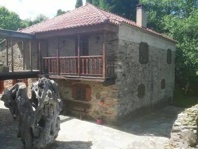 Casa rústica / Caserío en Venta en Cariño