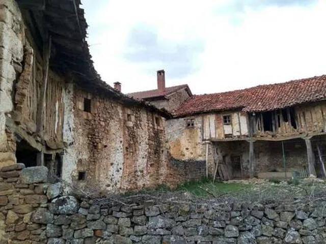 Casa rústica / Caserío en Venta en Cervera de Pisuerga