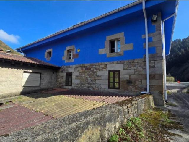 Casa rústica / Caserío en Venta en Cieza Cantabria