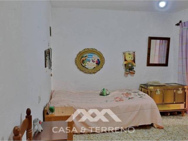 Casa rústica / Caserío en Venta en Comares