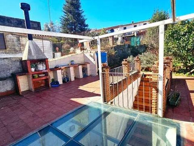 Casa rústica / Caserío en Venta en Cortegana