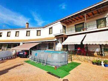 Casa rústica / Caserío en Venta en El Castillo de Las Guardas