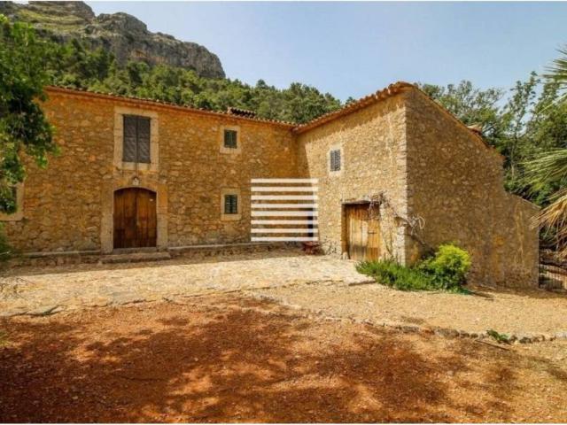 Casa rústica / Caserío en Venta en Escorca