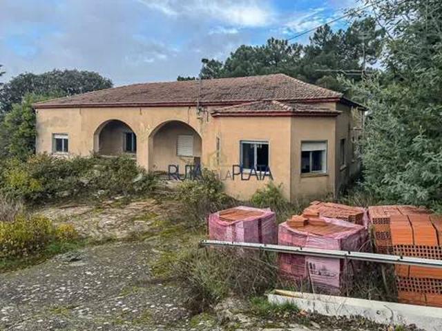 Casa rústica / Caserío en Venta en Fonfría Zamora