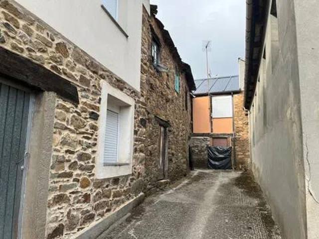 Casa rústica / Caserío en Venta en Folgoso de La Ribera