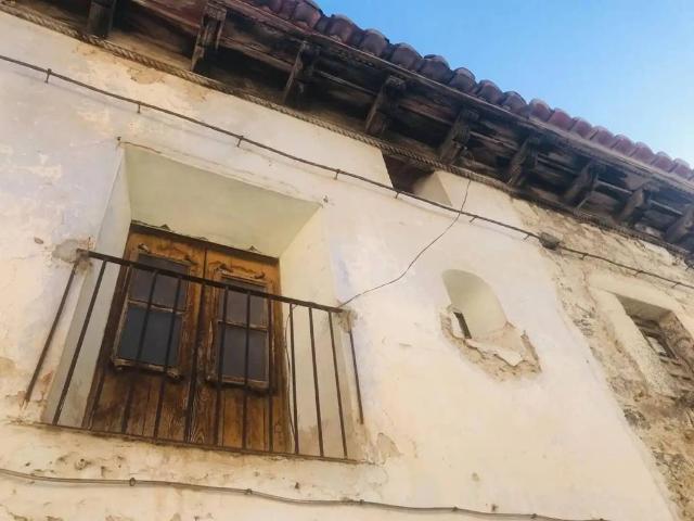 Casa rústica / Caserío en Venta en Fortanete