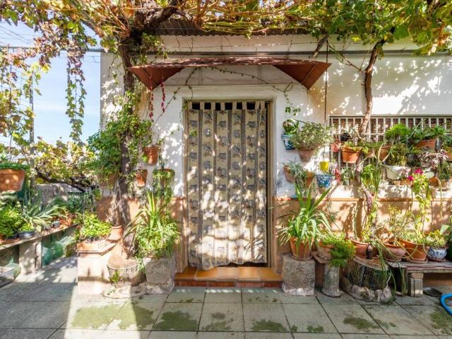 Casa rústica / Caserío en Venta en Fuente Vaqueros