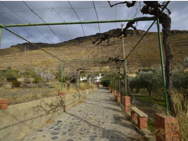 Casa rústica / Caserío en Venta en Gérgal