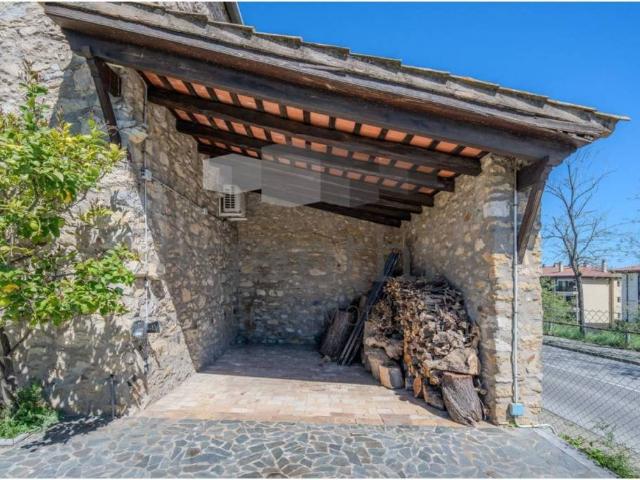 Casa rústica / Caserío en Venta en Girona