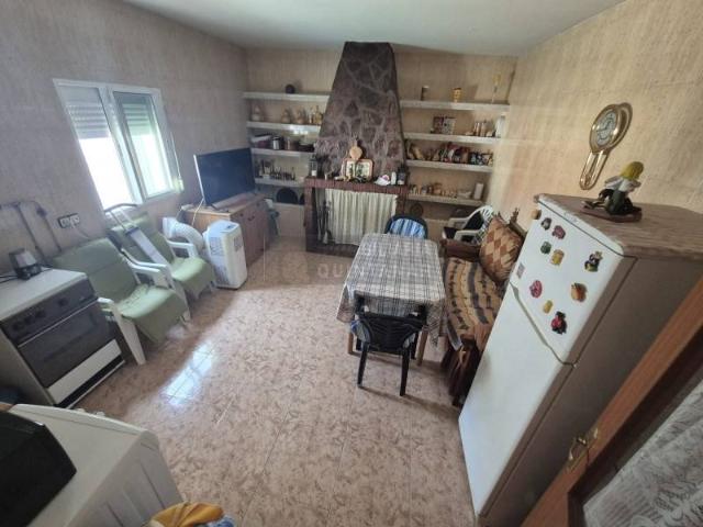 Casa rústica / Caserío en Venta en La Villa de Don Fadrique