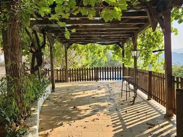 Casa rústica / Caserío en Venta en La Puerta de Segura