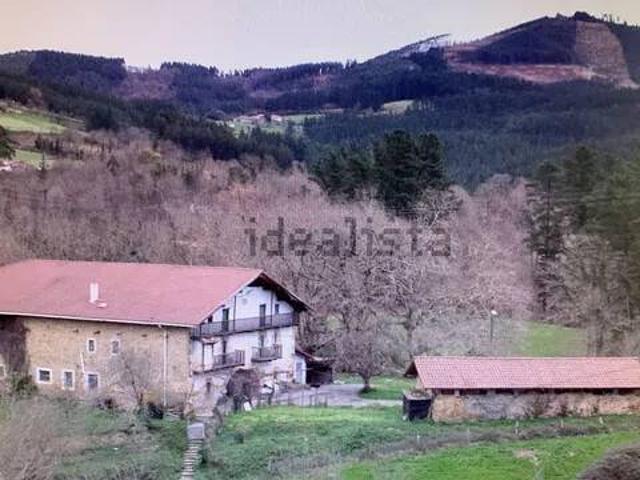 Casa rústica / Caserío en Venta en Larrabetzu
