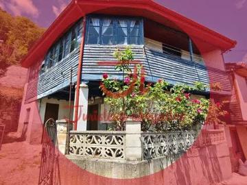 Casa rústica / Caserío en Venta en Lena