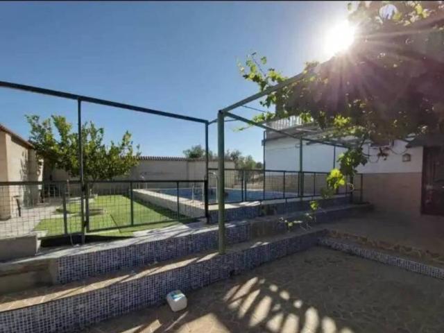 Casa rústica / Caserío en Venta en Mancha Real