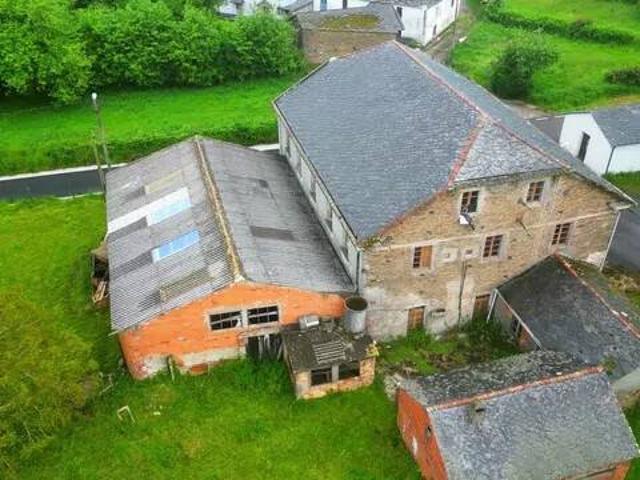 Casa rústica / Caserío en Venta en Mañón