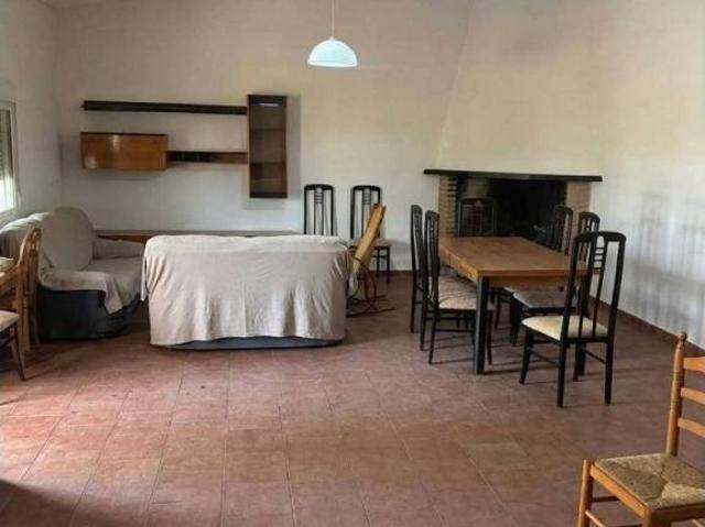 Casa rústica / Caserío en Venta en Montalvos