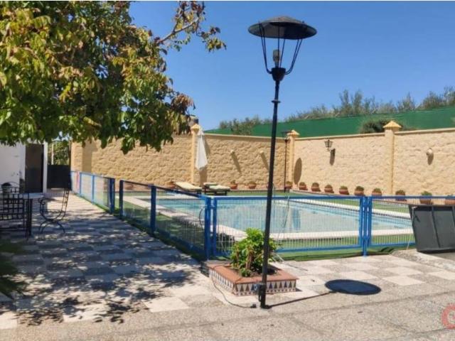 Casa rústica / Caserío en Venta en Montilla