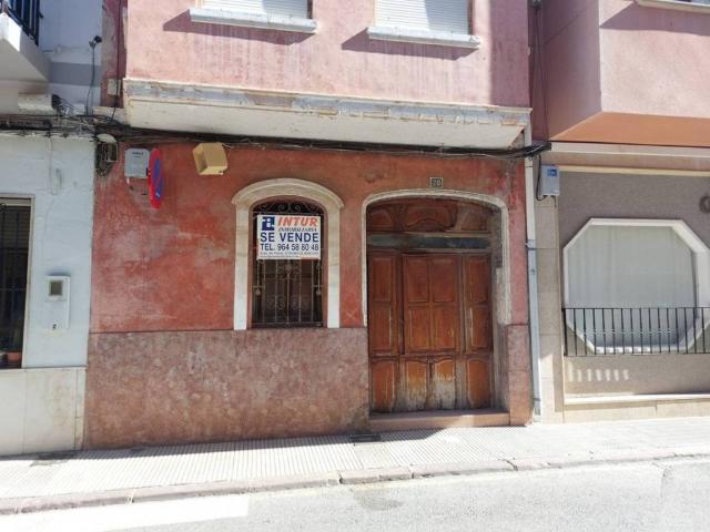 Casa rústica / Caserío en Venta en Moncofa